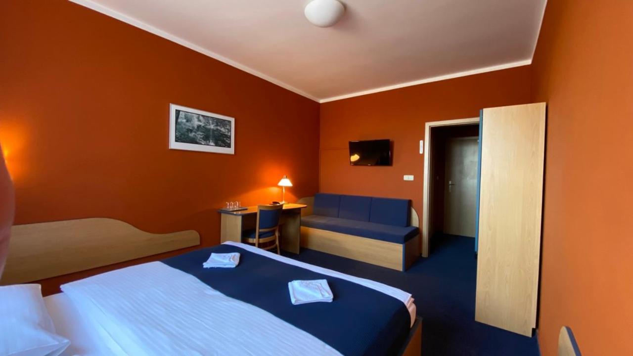 Hotel U Milina Kültér fotó